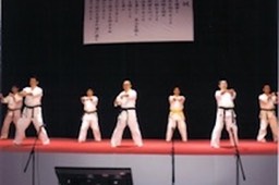 演武・基本稽古正拳突き